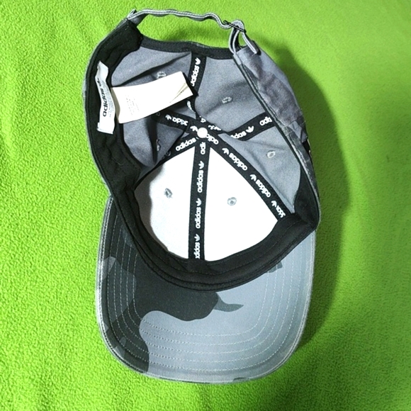 Adidas Buckle-Back Hat Grey Camo One Size Fits Most - Picture 2 of 4